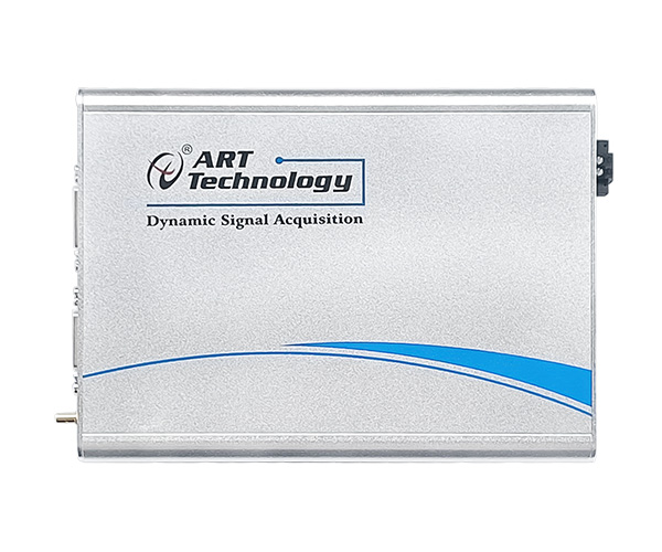 動(dòng)態(tài)信號(hào)采集卡：USB8816